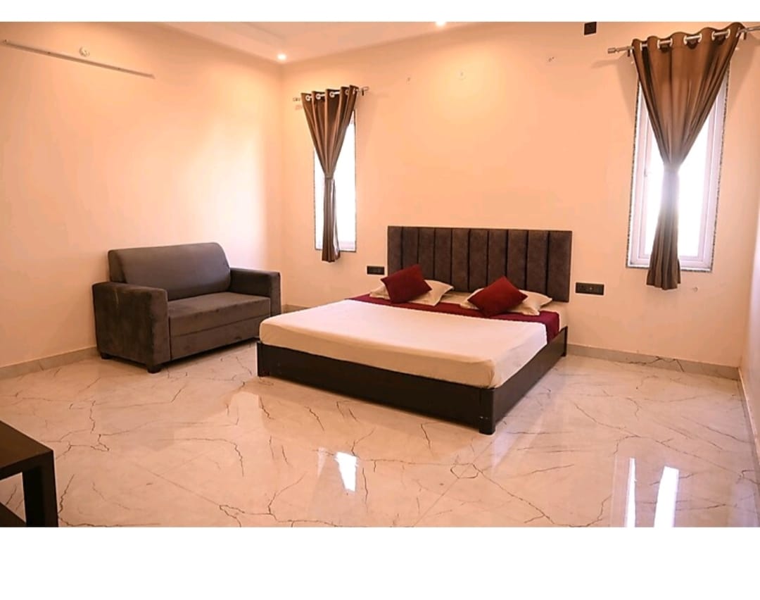 Deluxe non-balcony room